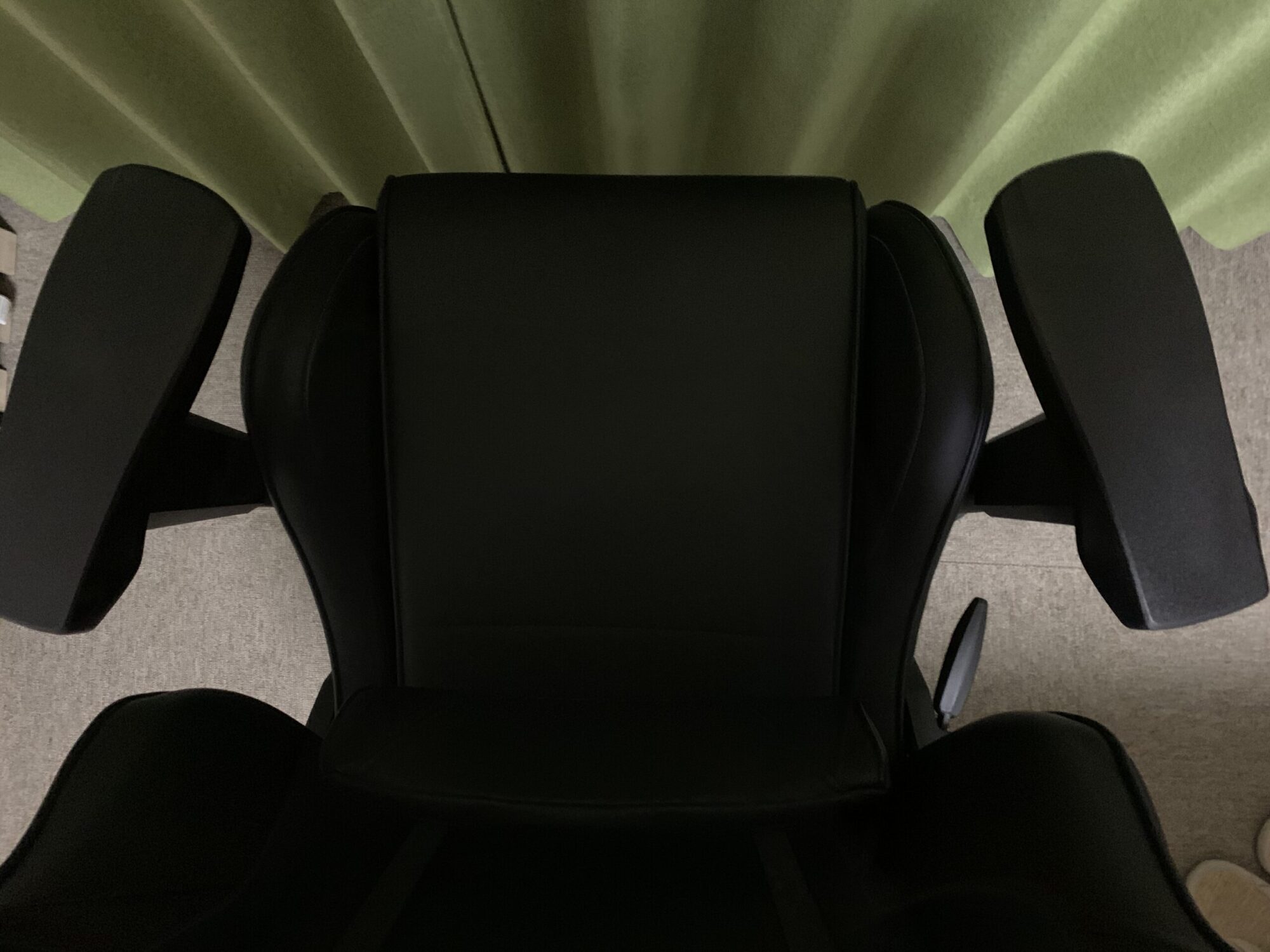 4Dアームレスト